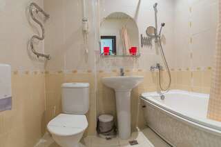 Гостиница Дюны Сестрорецк Двухкомнатный номер 407 с террасой-4