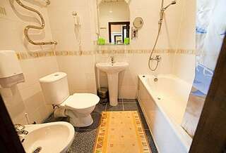 Гостиница Дюны Сестрорецк Двухкомнатный номер-3